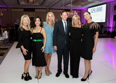 Robyn Carpenter, Amy Tambini, Tara Vessels, Sen. Richard Blumenthal, Gretchen Carlson and Heather Glass