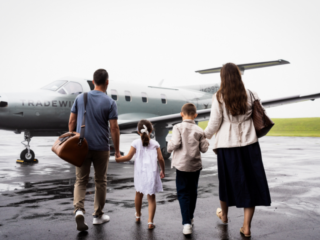 Family boarding private jet_tradewind