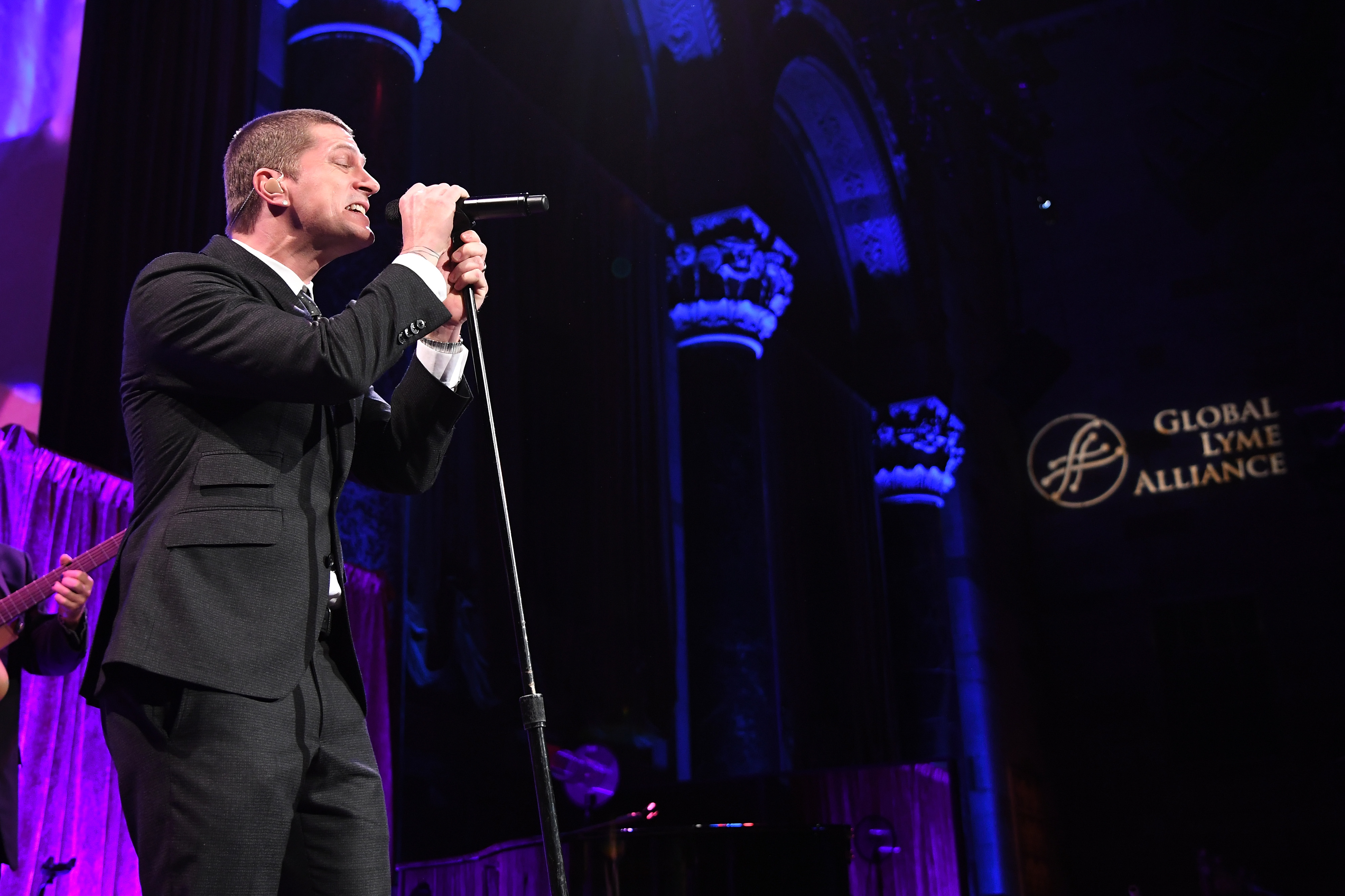 Watch Rob Thomas Perform - Gala Clip